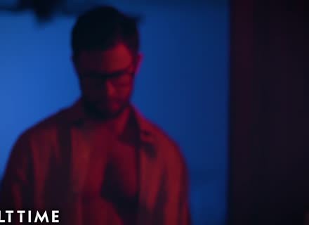 Great Make Up Sex With Attractive Big Breasted Angela White