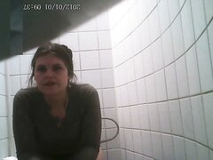 College Girl Farting And Pooping A Lot