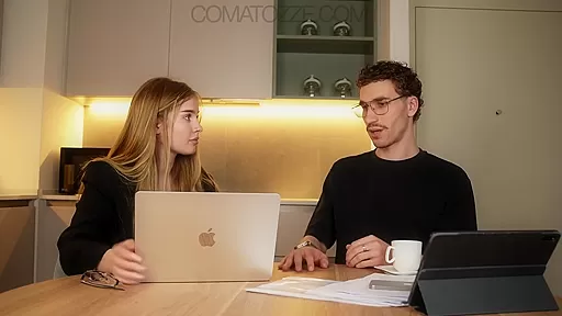 Granny Shelly Ross Sucks A Black Prick On The Couch